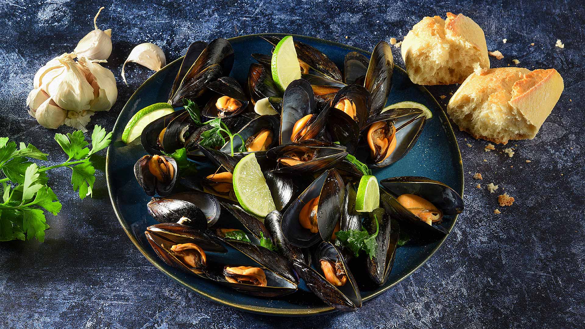 Gerichte professionell fotografieren Menü Restaurants Fotos für Google Speisekarte Foto Ulm Eifert Foodfotograf Menü fotografieren Fotograf Neu-Ulm Foodporn Meeresfrüchte Muscheln essen Miesmuscheln kochen