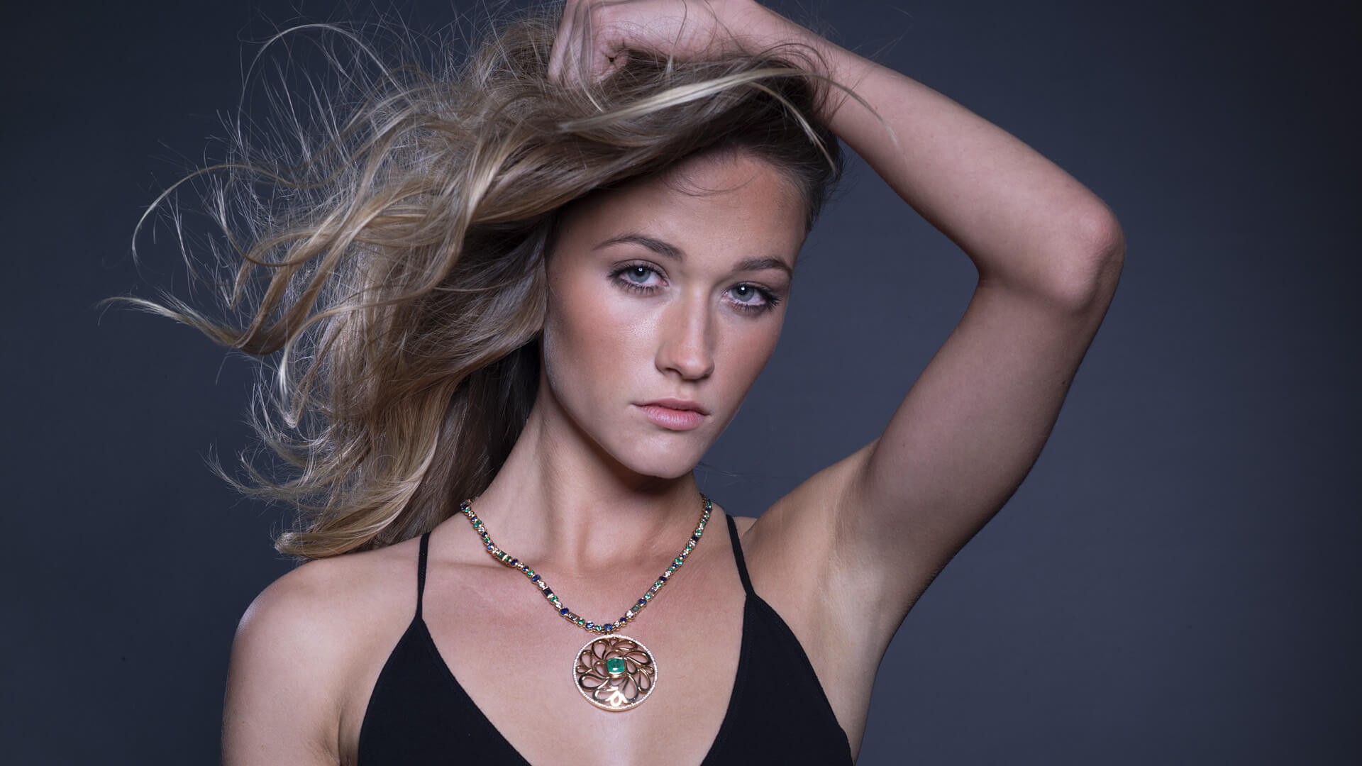 Schmuck, Foto, Ulm, Fotograf, Studio, Fotodesign, Schmuckfotografie, Werbefotografie, Modefotografie, Makrofotografie, Werbefotograf, Model, Fotografie, eifertfotodesign