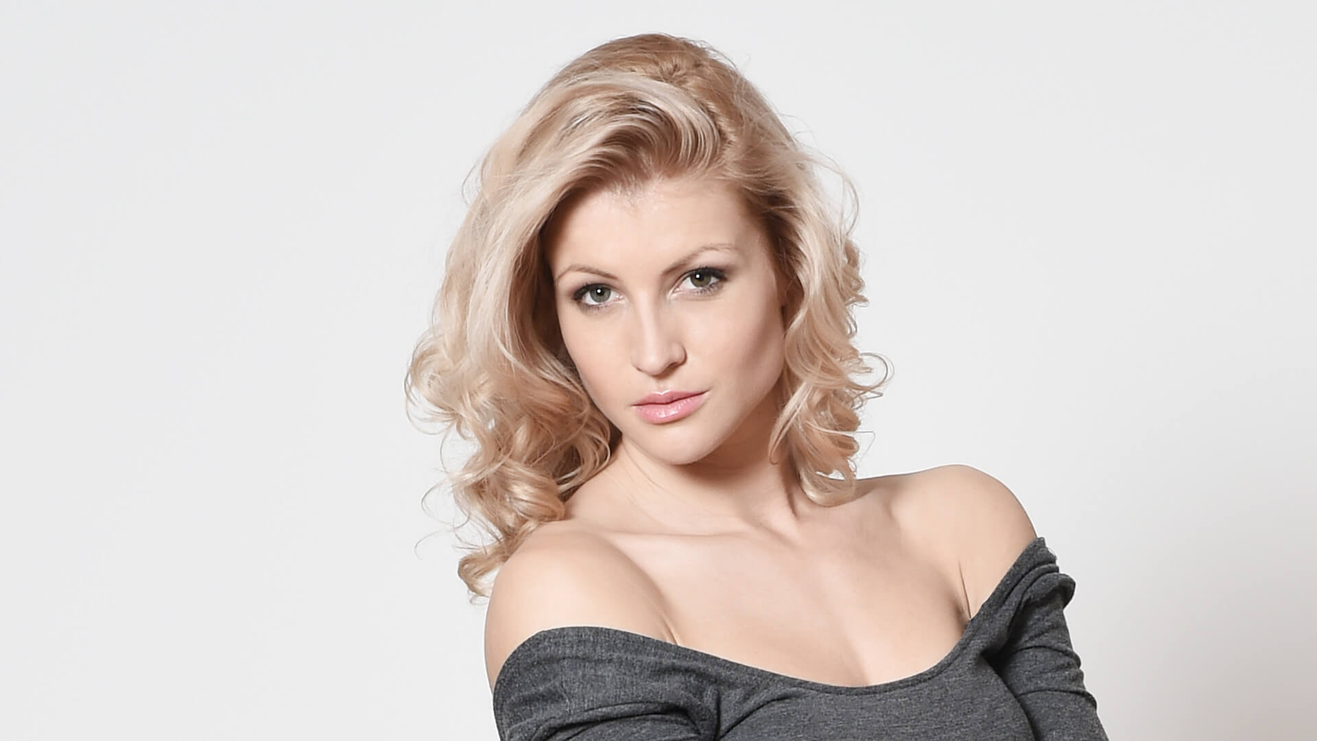 Model, Foto, Modelshot, Ulm, Neu-Ulm, eifertfotodesign, Eifert, Profifoto, Portraitfotografie, Fotografie, Werbefotografie